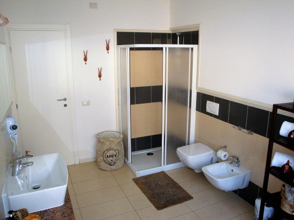 Apartamento Lucini Ai Portici Tirano Exterior foto